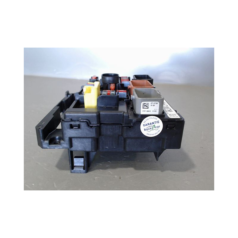 BOITE A FUSIBLES CITROEN C3 PICASSO 2008-