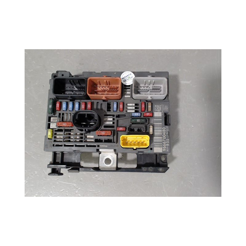 BOITE A FUSIBLES CITROEN C4 I Phase 2 2008-2010
