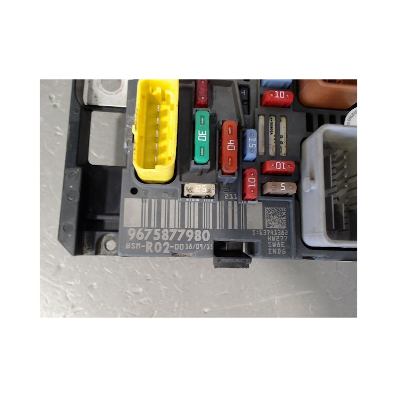 BOITE A FUSIBLES CITROEN C4 PICASSO