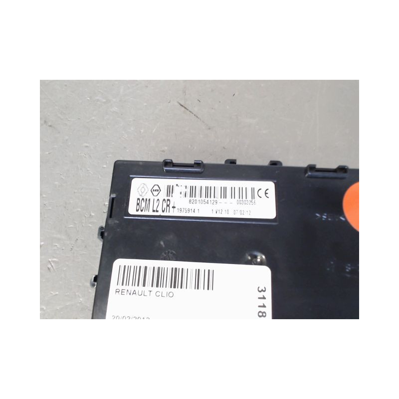 BOITIER GESTION HABITACLE RENAULT CLIO