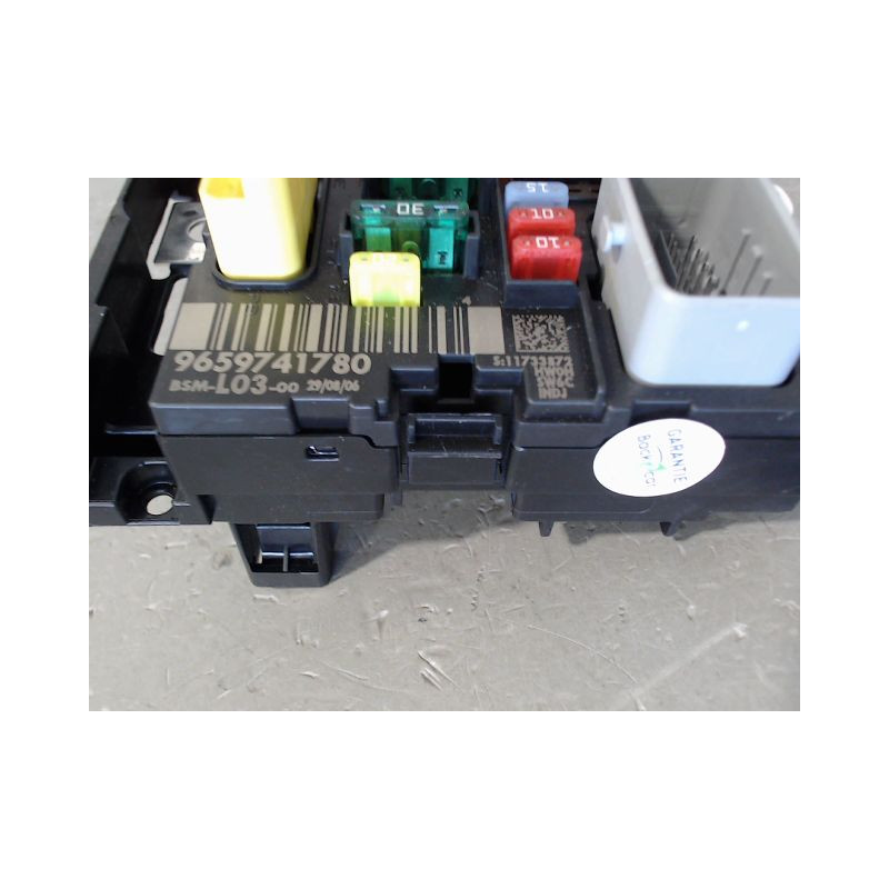 BOITE A FUSIBLES CITROEN C3 2005-
