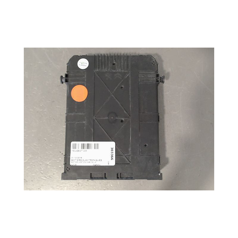 BOITIER GESTION HABITACLE PEUGEOT 208