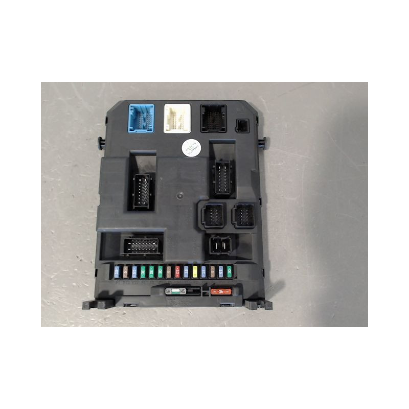 BOITIER GESTION HABITACLE PEUGEOT 207 SW