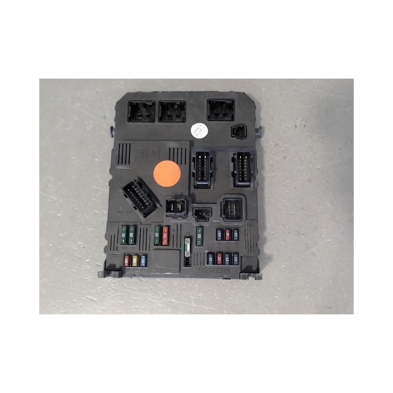 BOITIER GESTION HABITACLE PEUGEOT 206 3P