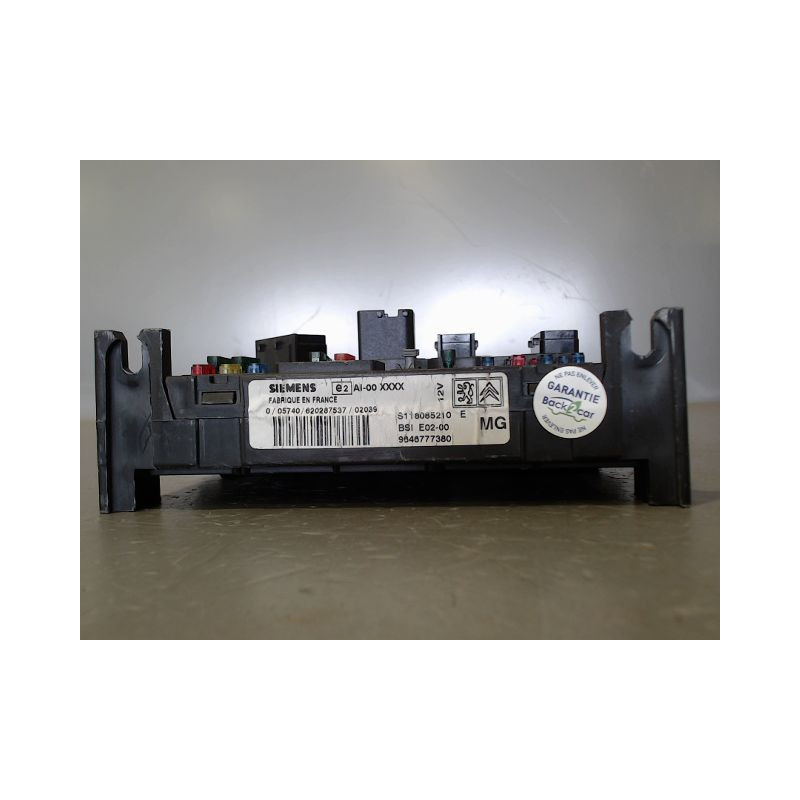 BOITIER GESTION HABITACLE PEUGEOT 206 3P