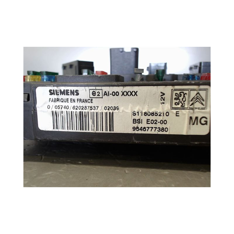 BOITIER GESTION HABITACLE PEUGEOT 206 3P