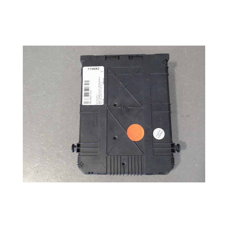 BOITIER GESTION HABITACLE PEUGEOT 208