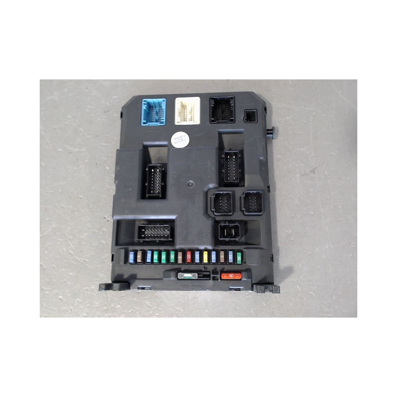 BOITIER GESTION HABITACLE PEUGEOT 207