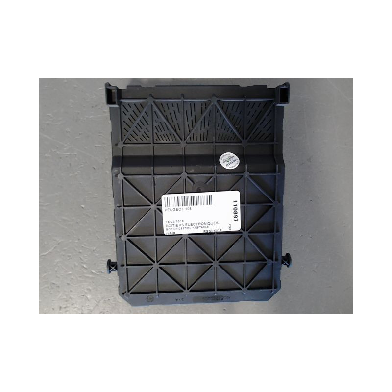 BOITIER GESTION HABITACLE PEUGEOT 206