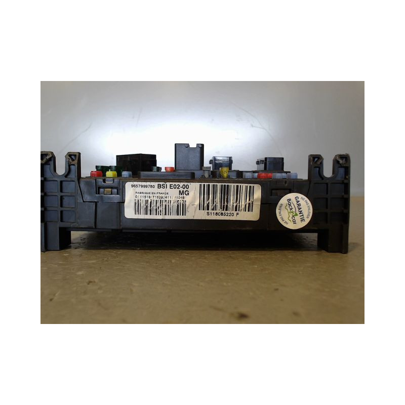 BOITIER GESTION HABITACLE PEUGEOT 206