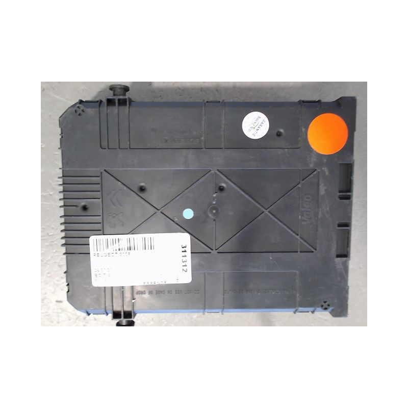 BOITIER GESTION HABITACLE PEUGEOT 2008