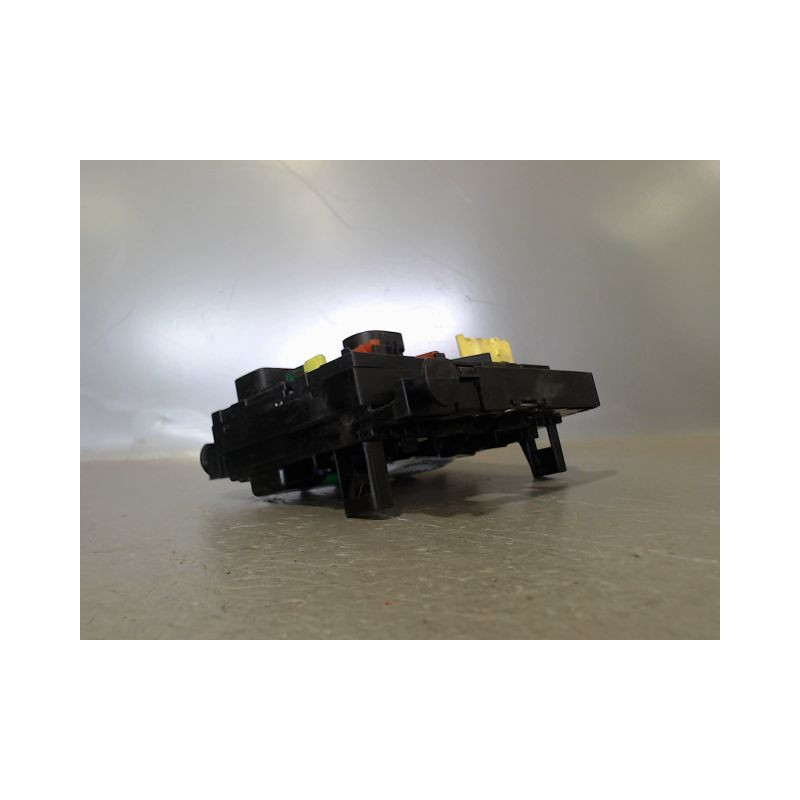 BOITE A FUSIBLES CITROEN C3 2005-