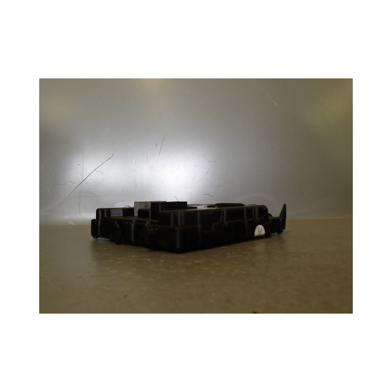 BOITIER GESTION HABITACLE RENAULT KANGOO