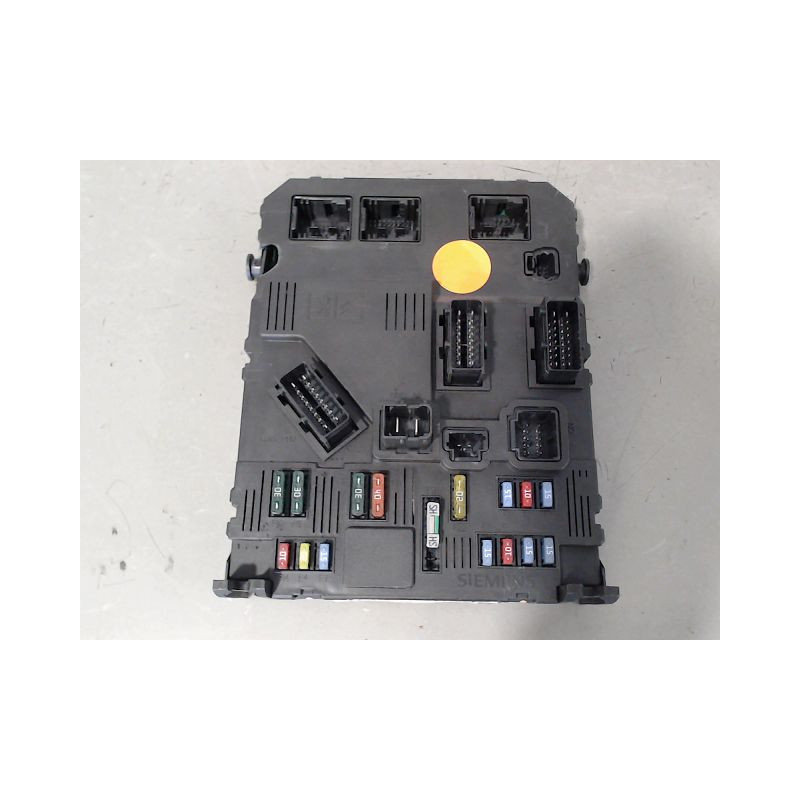 BOITIER GESTION HABITACLE PEUGEOT 206 3P
