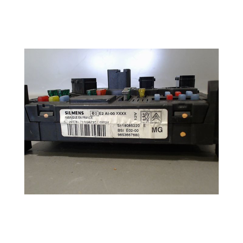 BOITIER GESTION HABITACLE PEUGEOT 206 3P