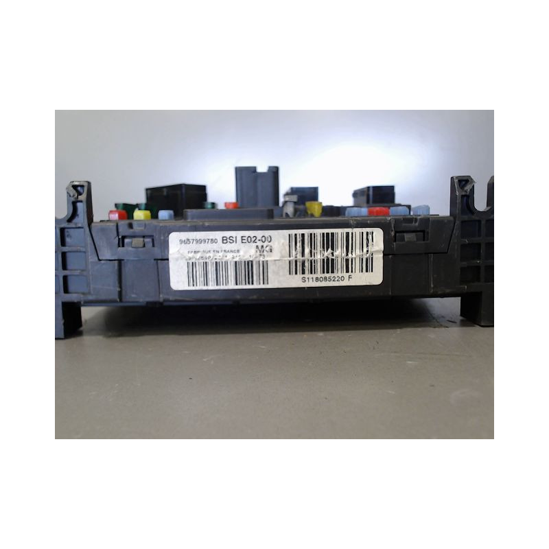 BOITIER GESTION HABITACLE PEUGEOT 206+ 2009-