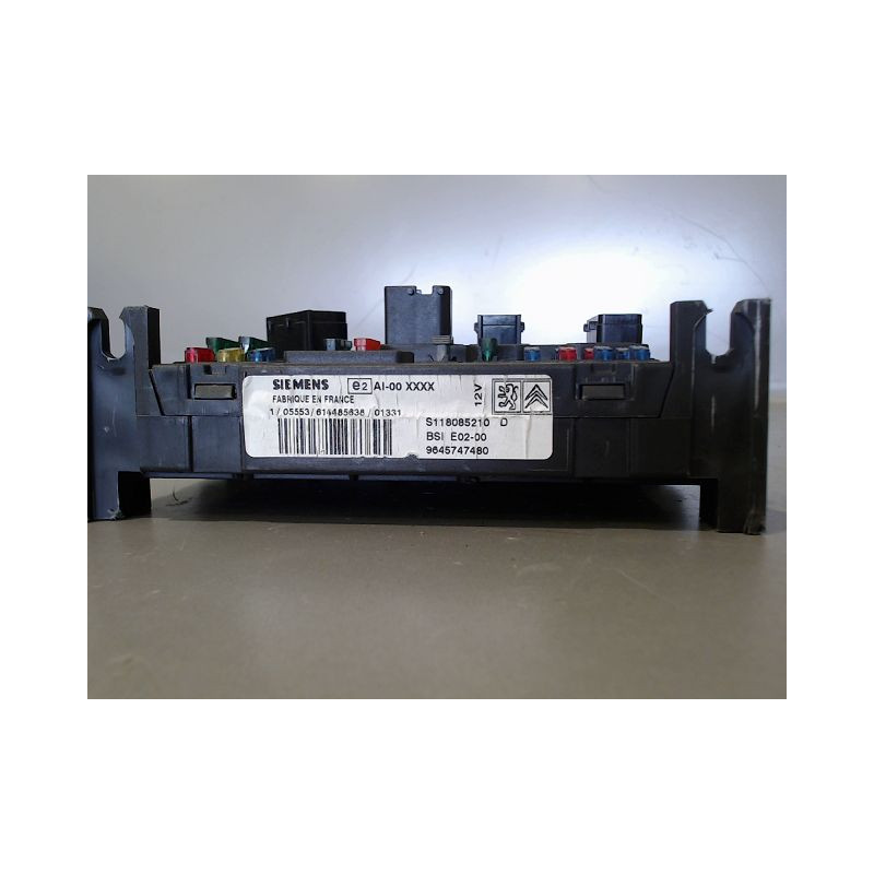 BOITIER GESTION HABITACLE PEUGEOT 206 5P