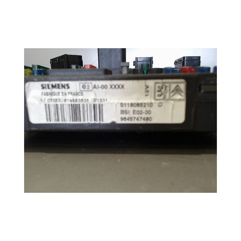 BOITIER GESTION HABITACLE PEUGEOT 206 5P