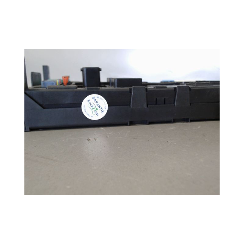 BOITIER GESTION HABITACLE PEUGEOT 308 2011-