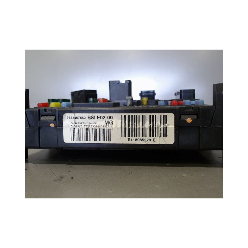BOITIER GESTION HABITACLE PEUGEOT 206 5P
