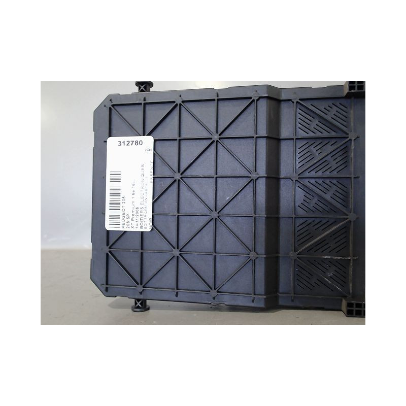 BOITIER GESTION HABITACLE PEUGEOT 206 5P