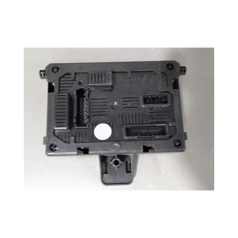 BOITIER GESTION HABITACLE RENAULT CLIO III 2009-