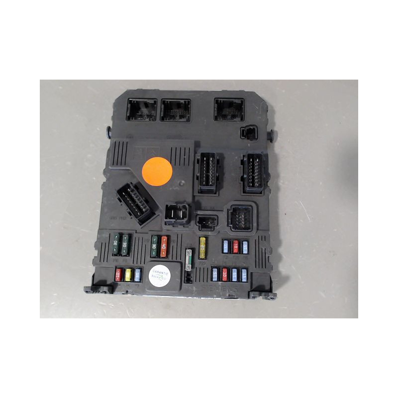 BOITIER GESTION HABITACLE PEUGEOT 206 5P