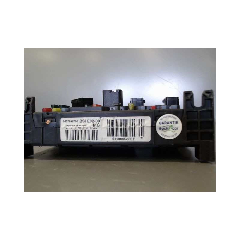 BOITIER GESTION HABITACLE PEUGEOT 206 5P