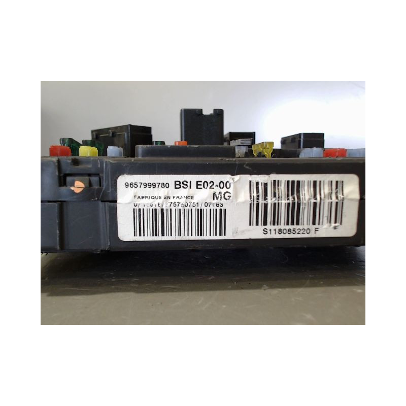 BOITIER GESTION HABITACLE PEUGEOT 206 5P