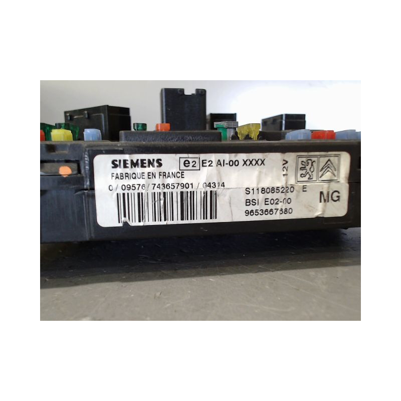 BOITIER GESTION HABITACLE PEUGEOT 206 5P