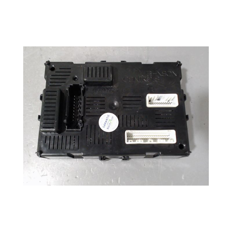 BOITIER GESTION HABITACLE RENAULT MODUS