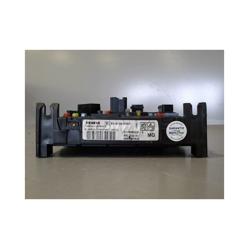 BOITIER GESTION HABITACLE PEUGEOT 206 3P