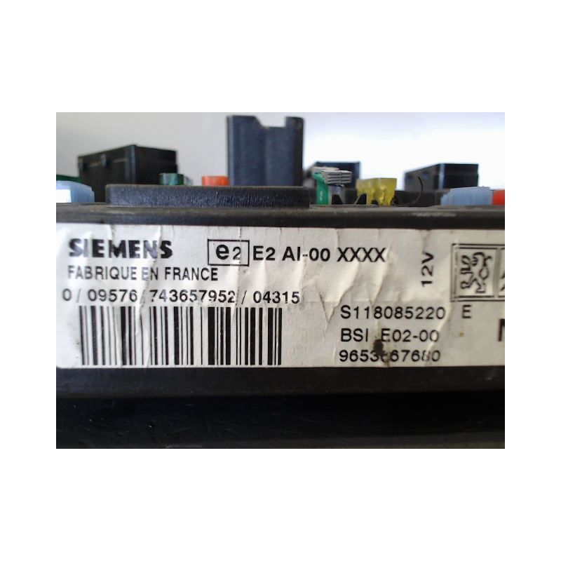 BOITIER GESTION HABITACLE PEUGEOT 206 3P