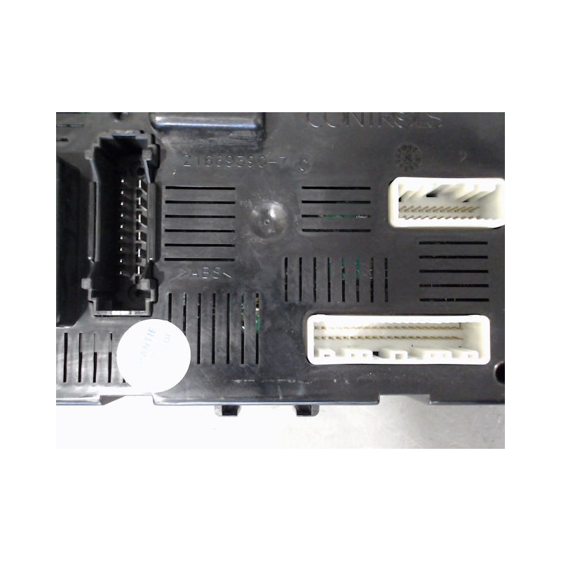 BOITIER GESTION HABITACLE RENAULT CLIO