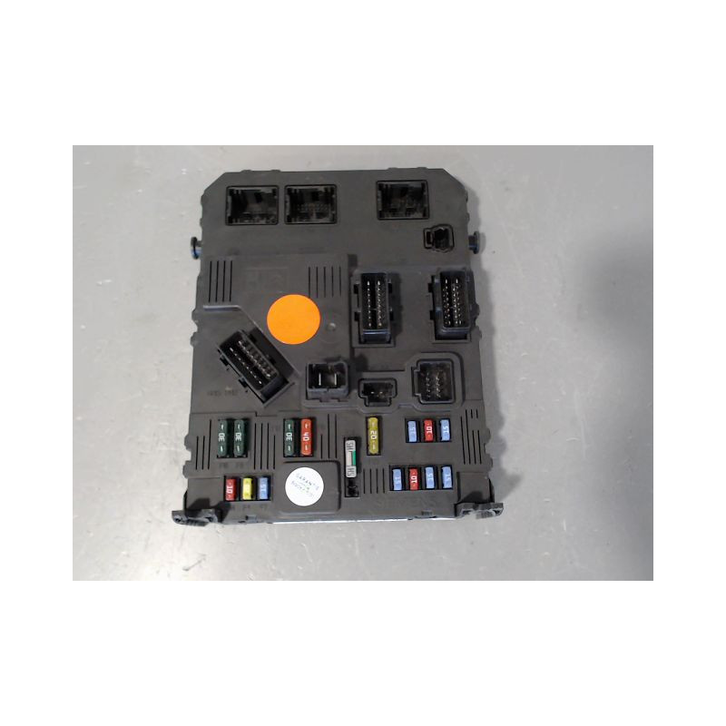 BOITIER GESTION HABITACLE PEUGEOT 206 5P
