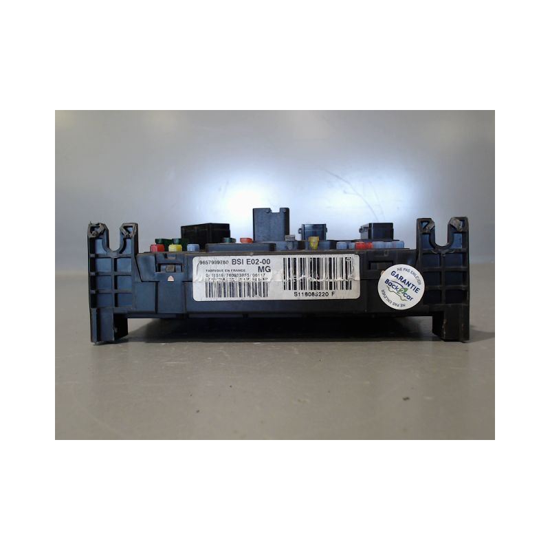 BOITIER GESTION HABITACLE PEUGEOT 206 5P