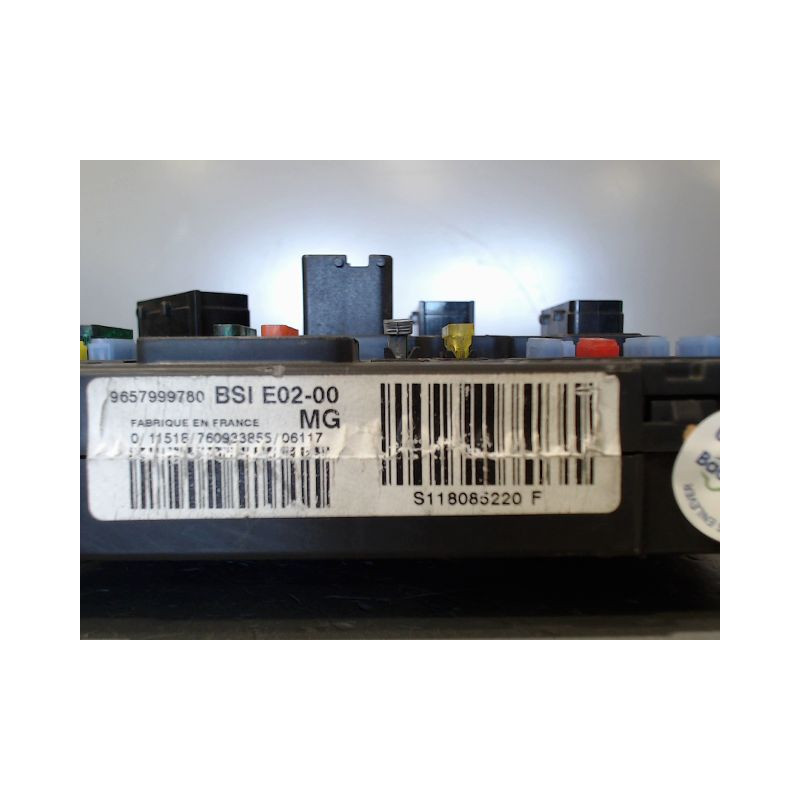 BOITIER GESTION HABITACLE PEUGEOT 206 5P