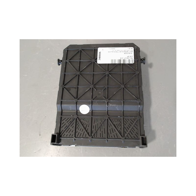 BOITIER GESTION HABITACLE PEUGEOT 206 5P
