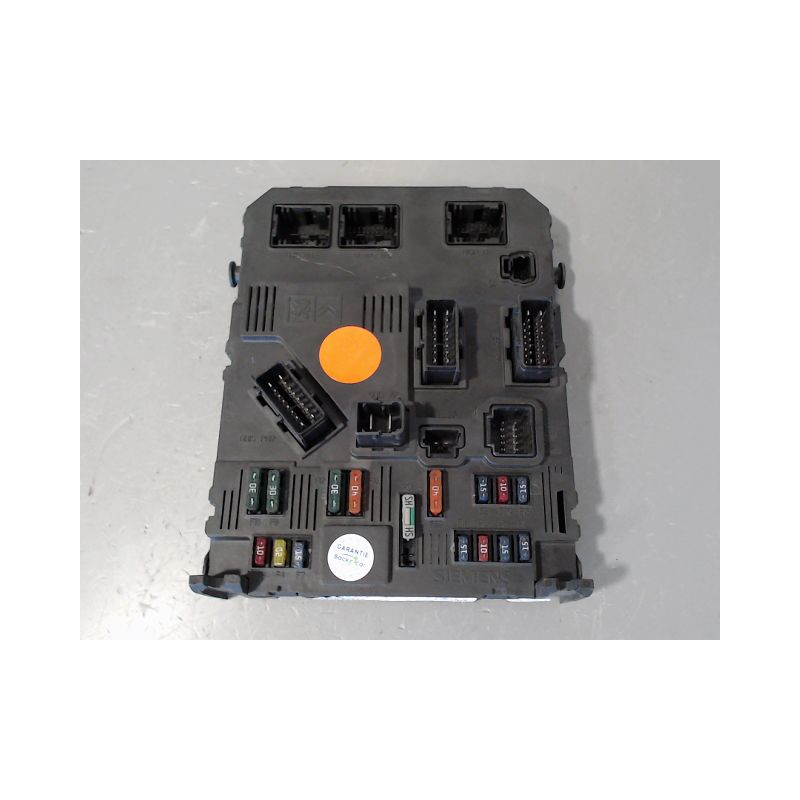 BOITIER GESTION HABITACLE PEUGEOT 206 5P