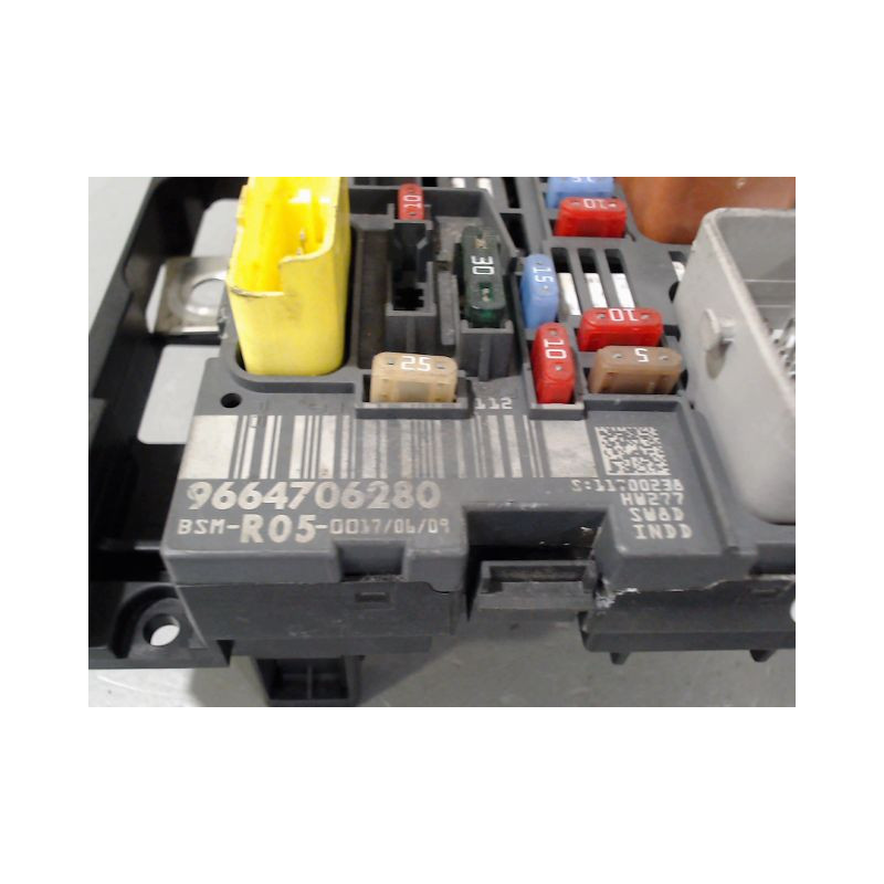 BOITE A FUSIBLES CITROEN C4 2008-