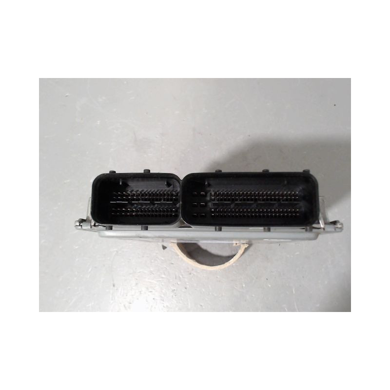 CALCULATEUR MOTEUR VOLKSWAGEN POLO