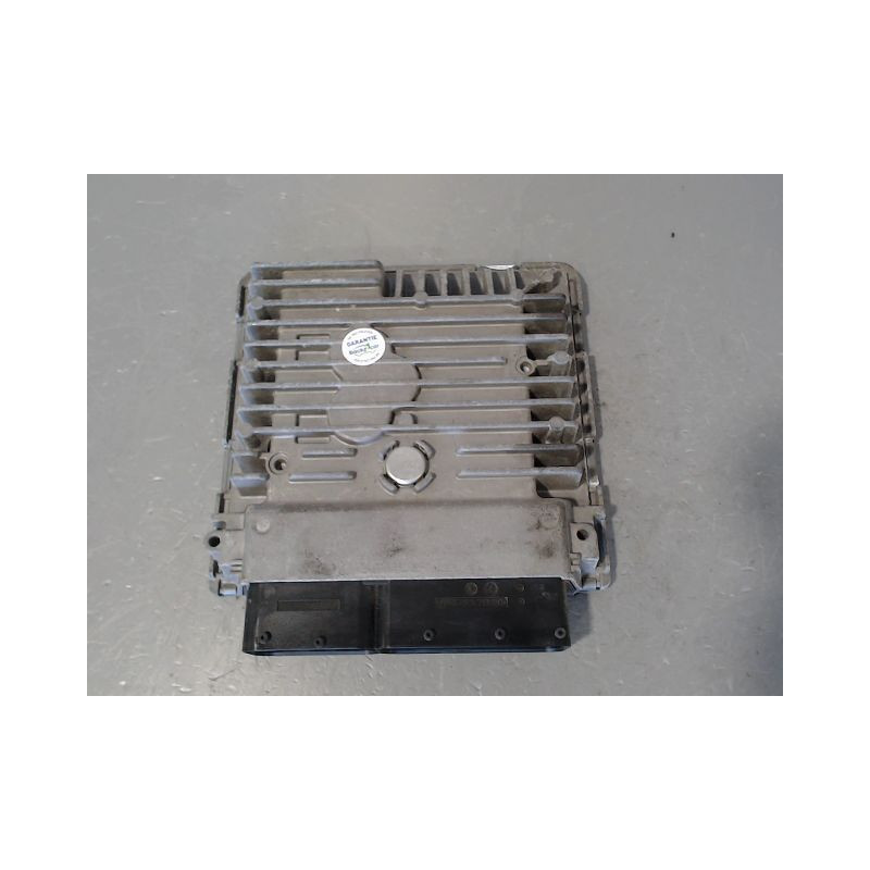 CALCULATEUR MOTEUR AUDI A1