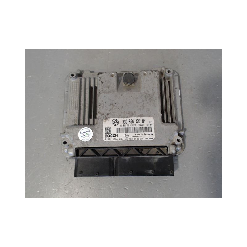 CALCULATEUR MOTEUR VOLKSWAGEN TOURAN