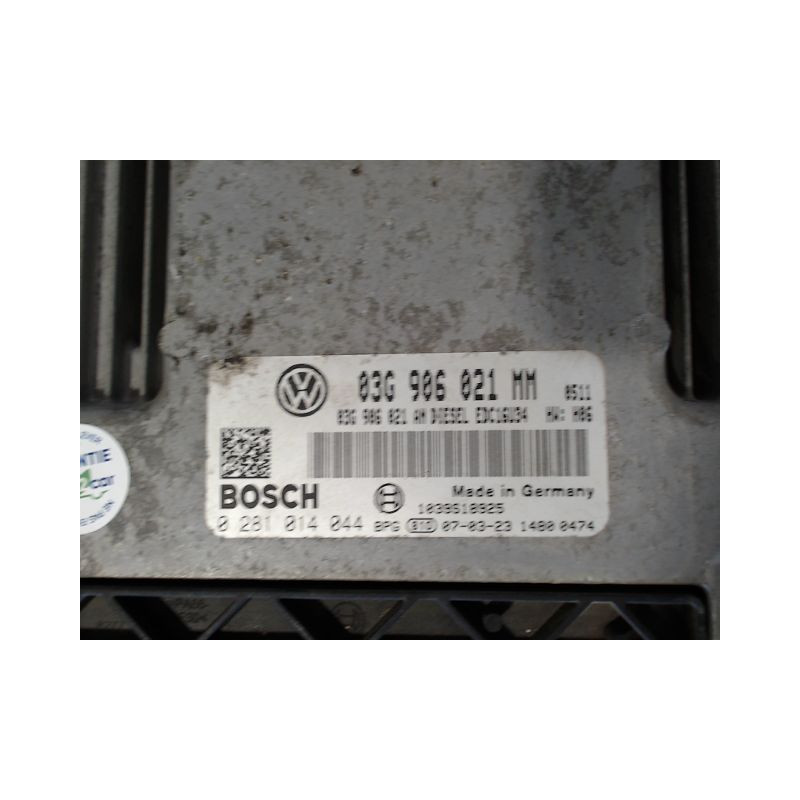 CALCULATEUR MOTEUR VOLKSWAGEN TOURAN