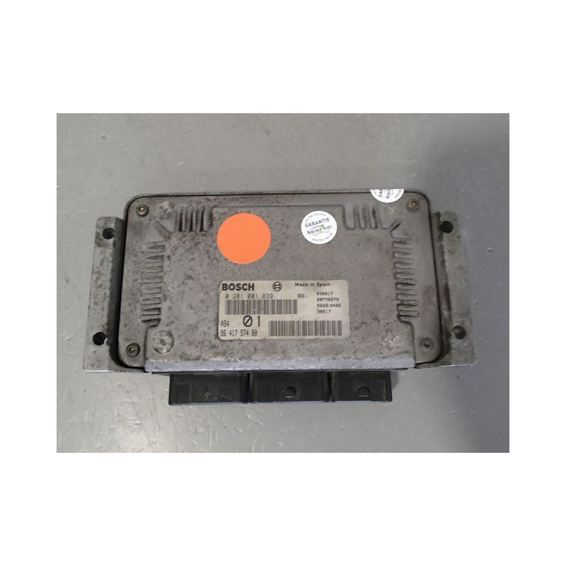 CALCULATEUR MOTEUR CITROEN SAXO