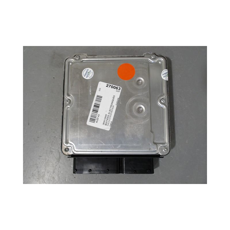 CALCULATEUR MOTEUR AUDI A3