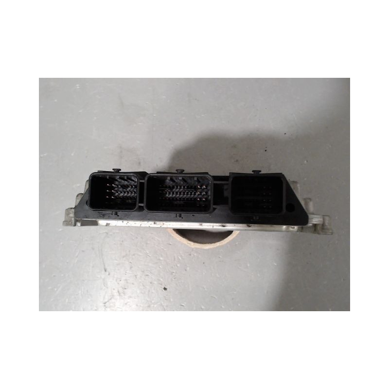 CALCULATEUR MOTEUR CITROEN XSARA