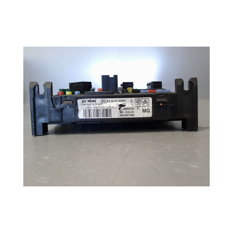 BOITIER GESTION HABITACLE PEUGEOT 206