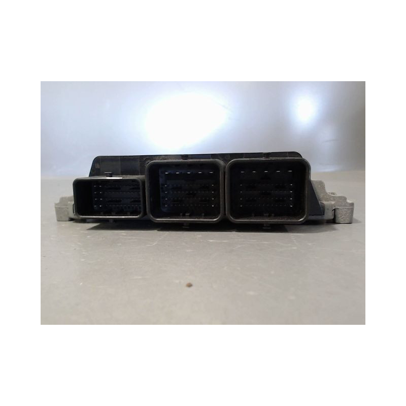 CALCULATEUR MOTEUR CITROEN C4