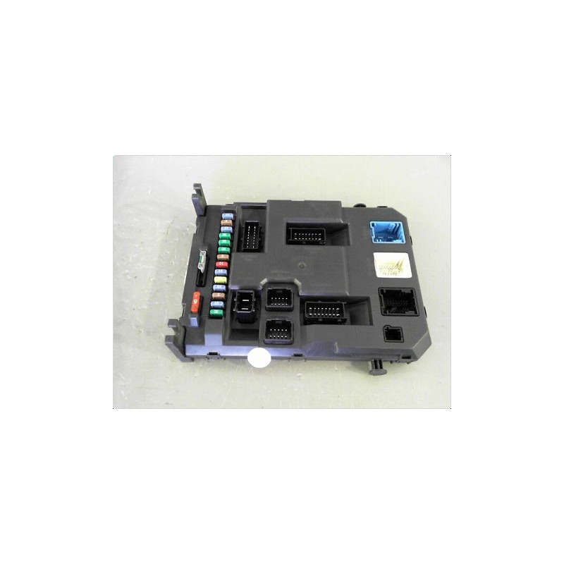 BOITIER GESTION HABITACLE PEUGEOT 207 5P